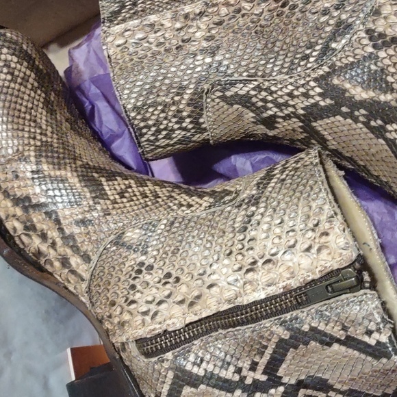 "Stetson" Real Python Snake booties. Size 10. - Picture 13 of 13